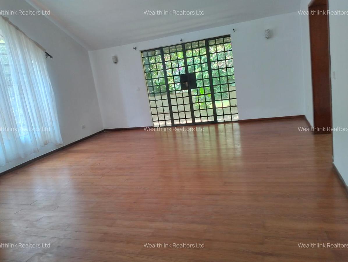 4 Bed Townhouse with En Suite at Kitisuru - 16