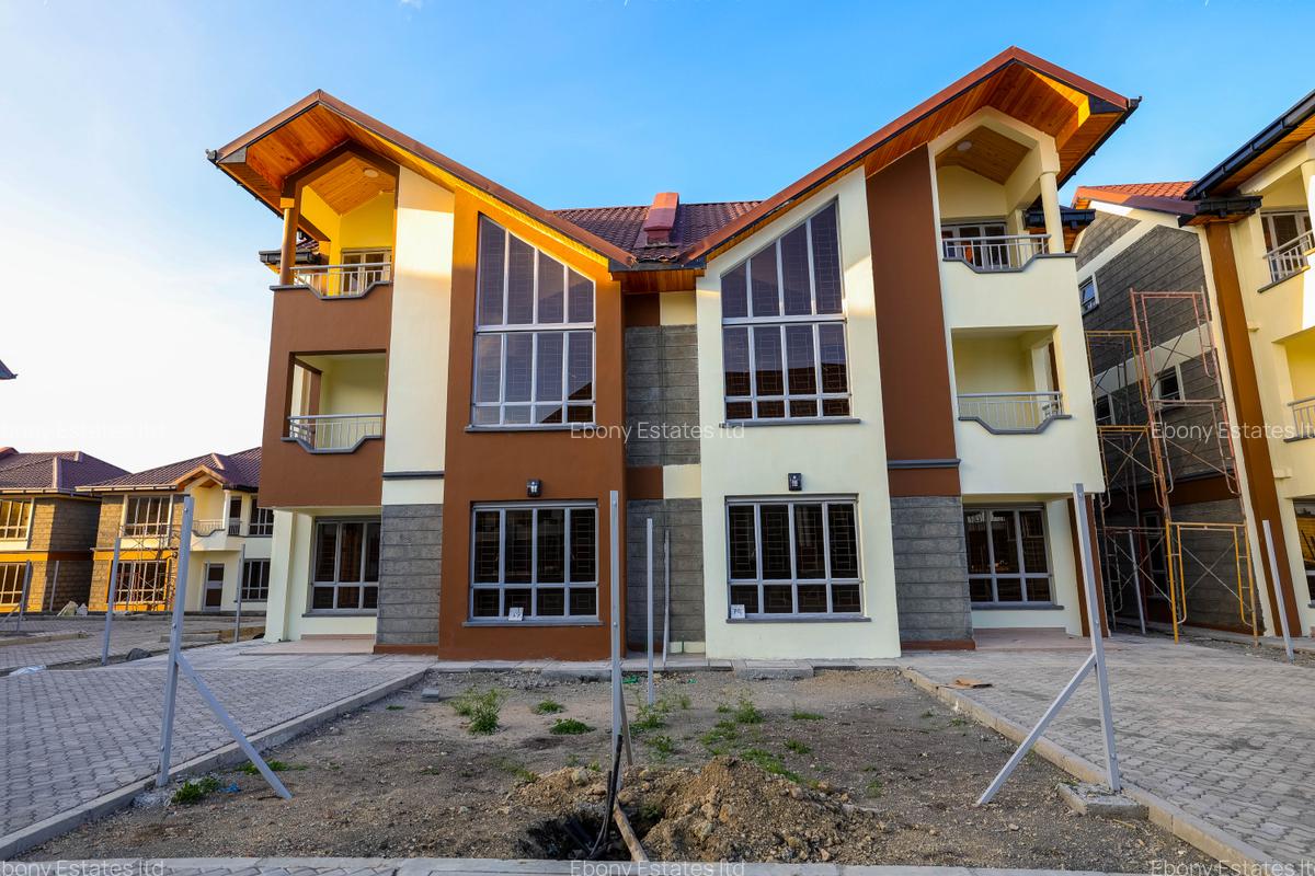 5 Bed Townhouse with En Suite in Kitengela - 1