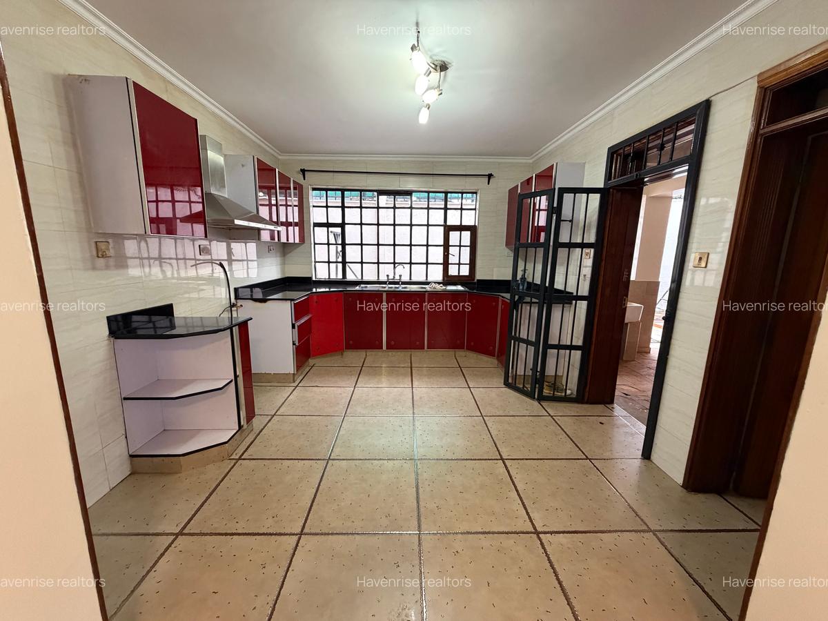 4 Bed Townhouse at Runda Off Kiambu Road - 4