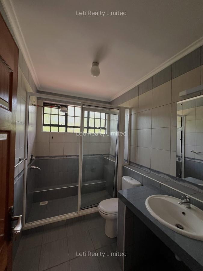 4 Bed Townhouse with En Suite in Lavington - 9