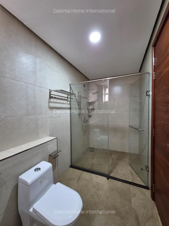 5 Bed Apartment with En Suite in General Mathenge - 14