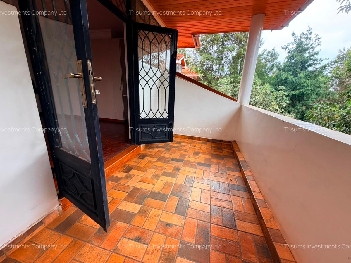 5 Bed House with En Suite in Runda - 7