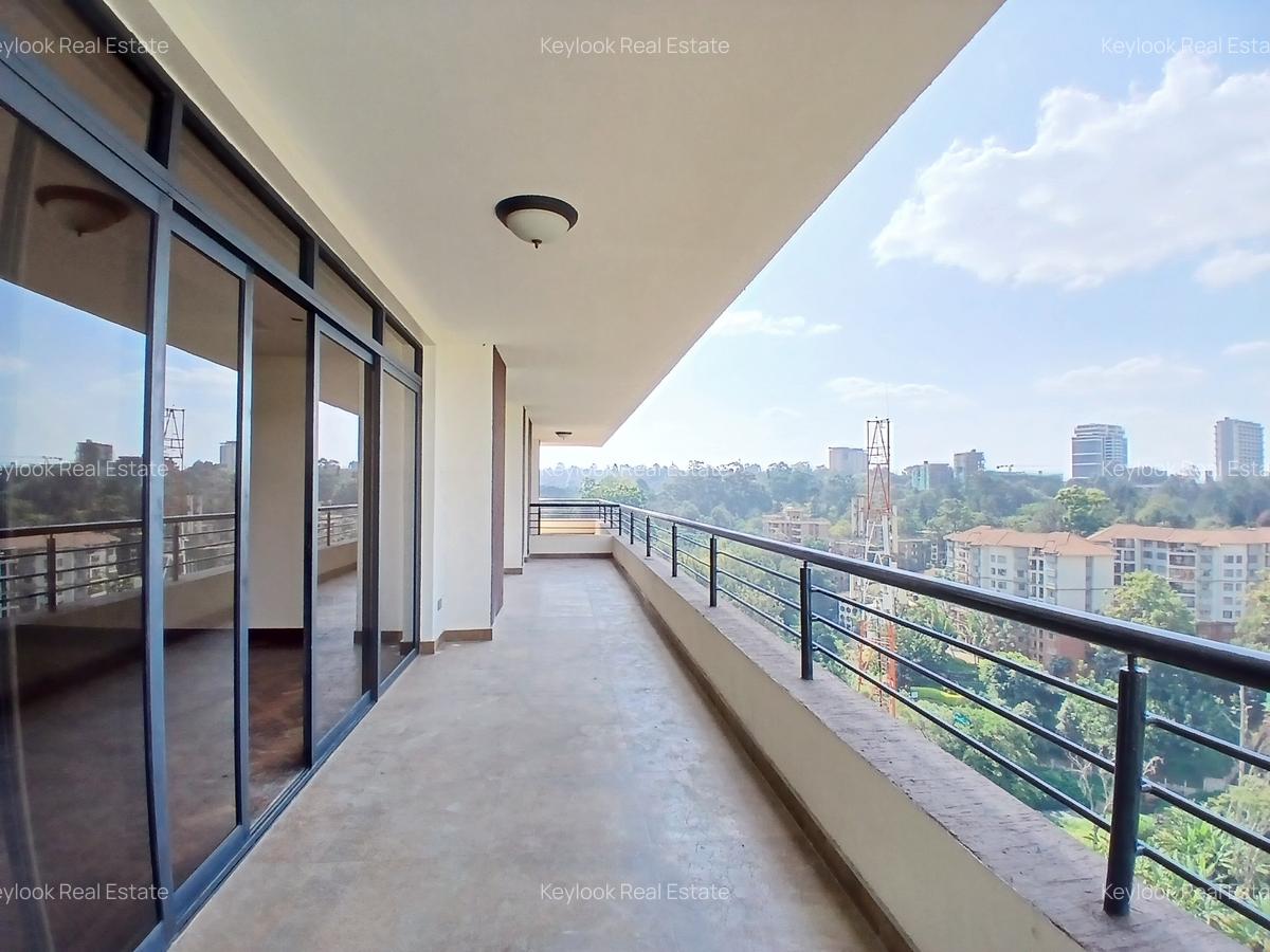 3 Bed Apartment with En Suite at Riverside Drive - 7
