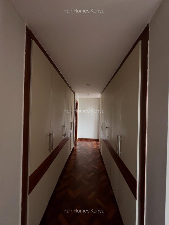 4 Bed Apartment with En Suite at Riverside Drive - 4