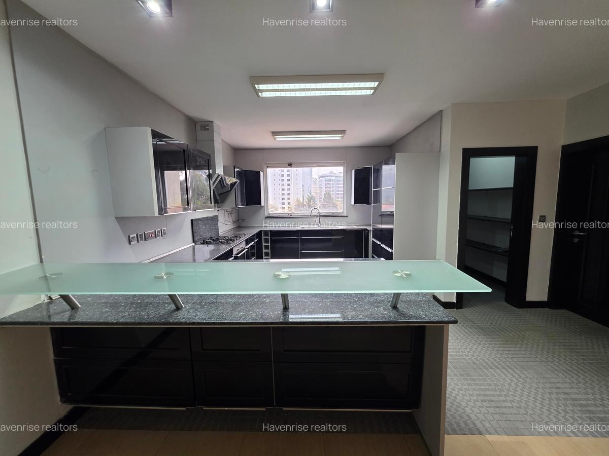 3 Bed Apartment with En Suite at Westlands - 2