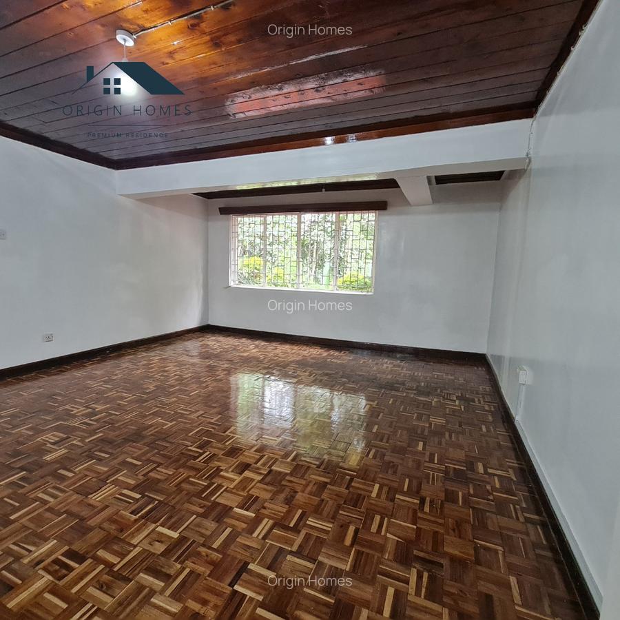 5 Bed House with En Suite at Lavington - 6