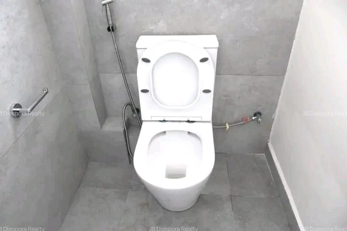 3 Bed Apartment with En Suite in General Mathenge - 9