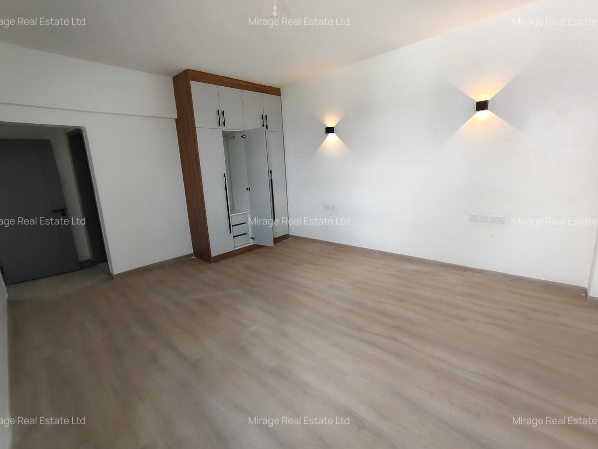 5 Bed Apartment with Staff Quarters in Parklands - 13