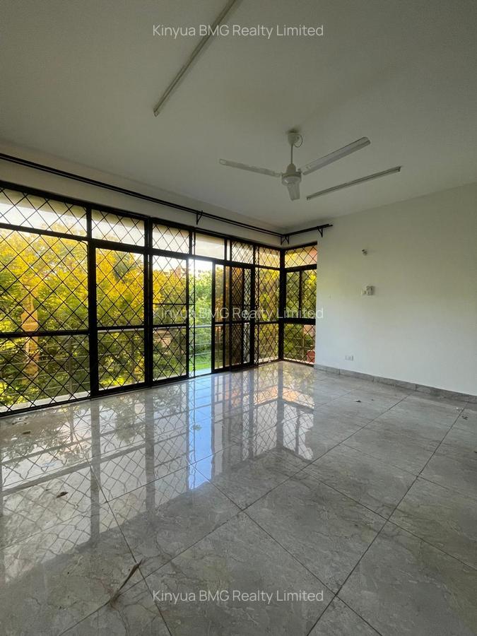 Serviced 3 Bed Apartment with En Suite in Nyali Area - 1