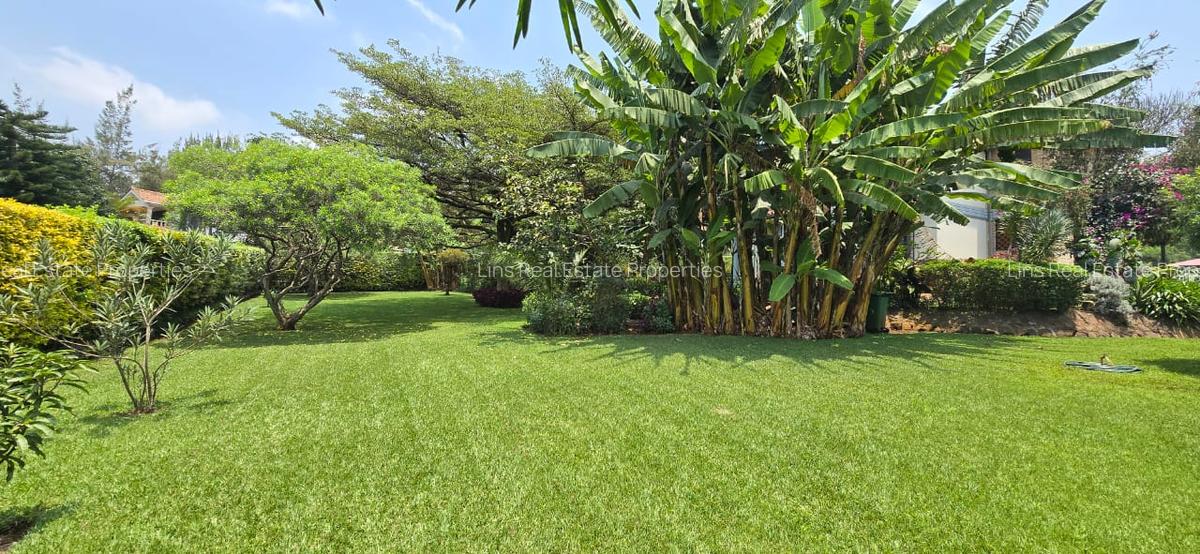 4 Bed Townhouse with En Suite in Rosslyn - 3