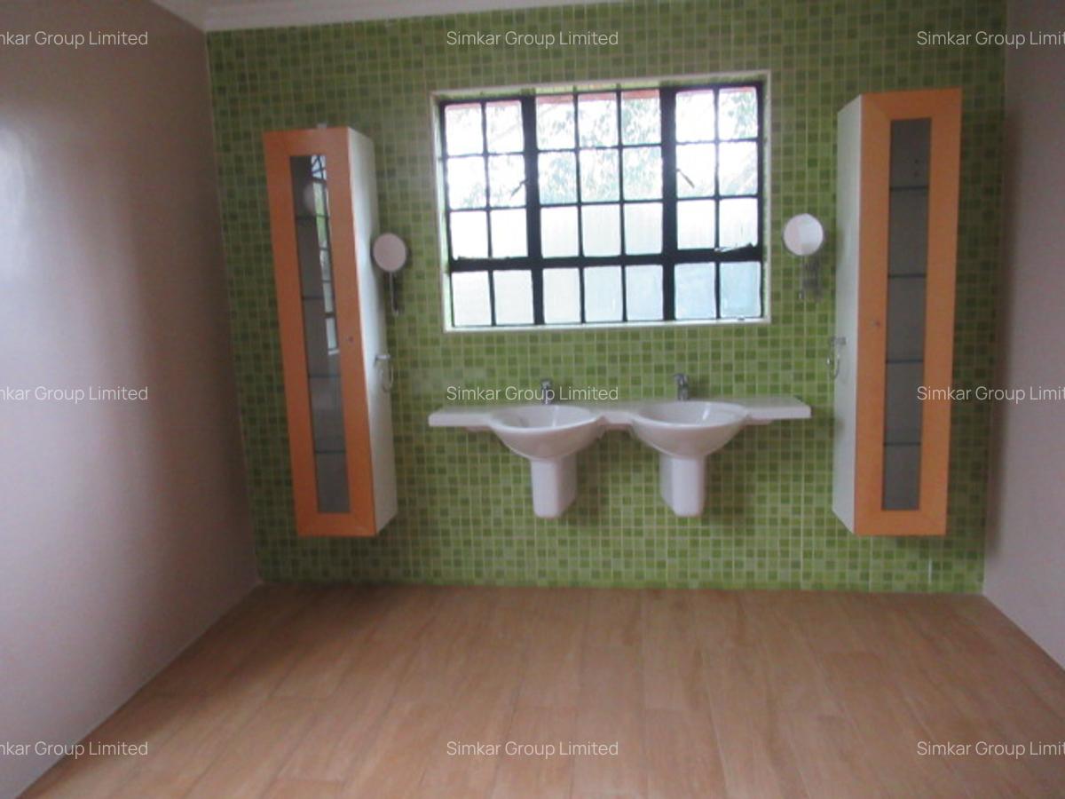 4 Bed Villa with En Suite at Runda - 14