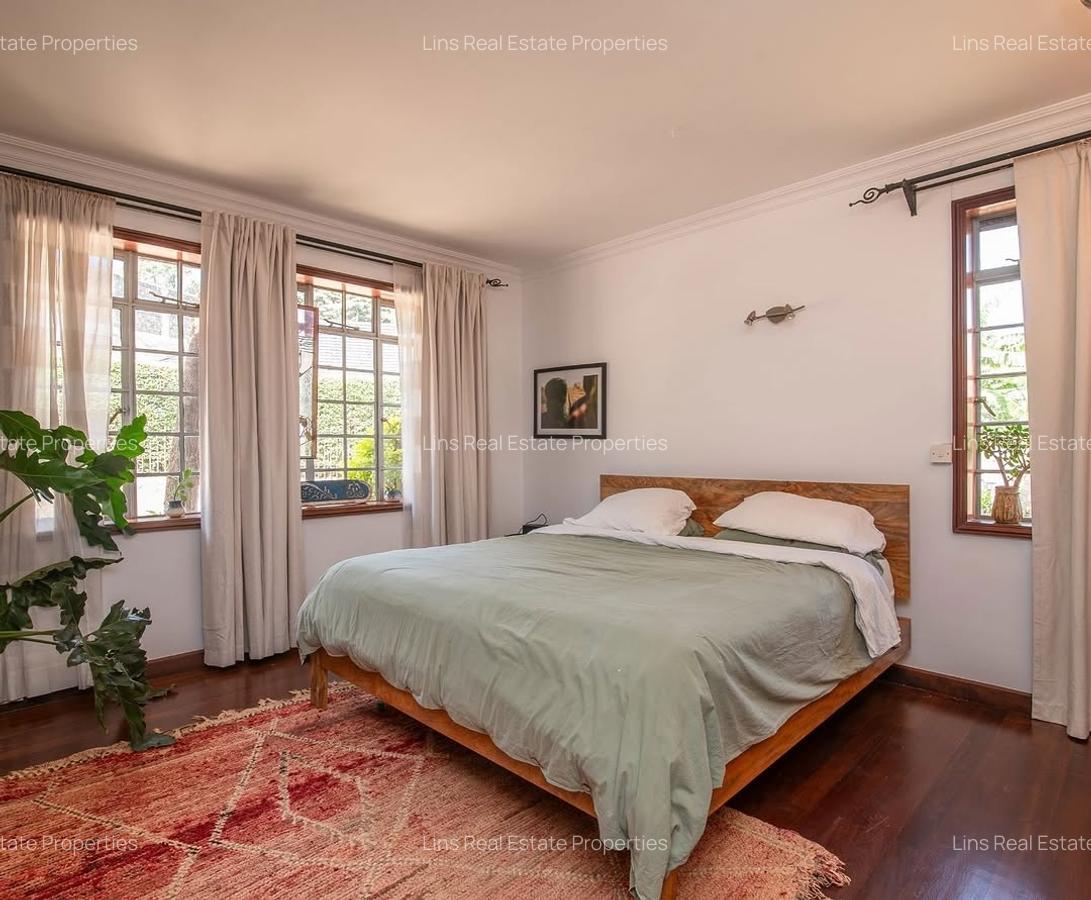 5 Bed House with En Suite in Loresho - 4