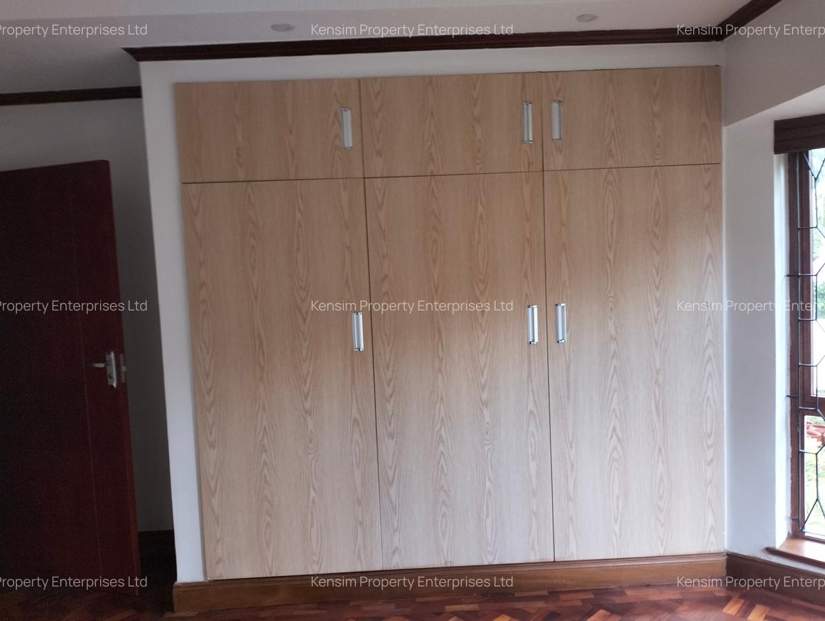 5 Bed Townhouse with En Suite in Runda - 14