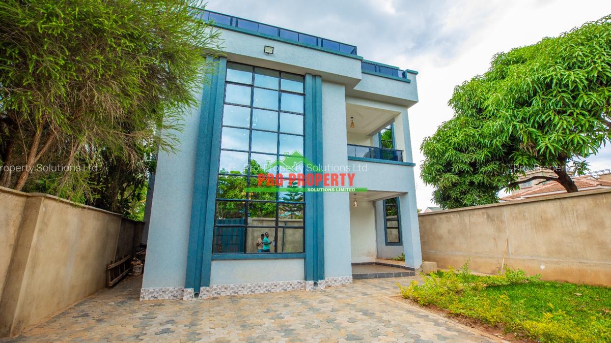 4 Bed House with En Suite at Kenyatta Road - 1