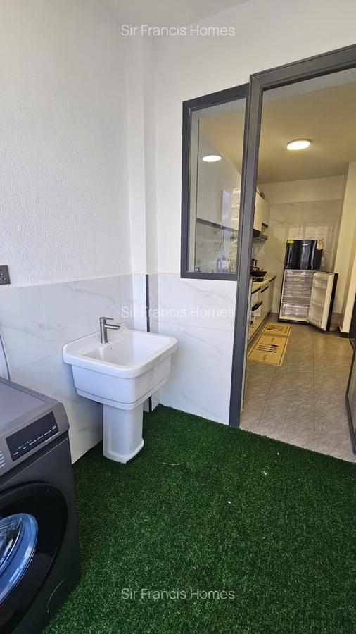 Serviced 2 Bed Apartment with En Suite at Valley Arcade - 9