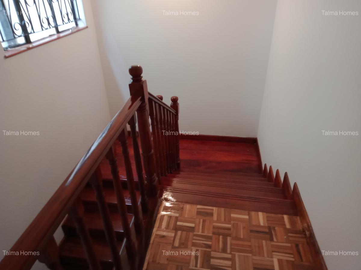 4 Bed Townhouse with En Suite at Lavington Green - 9