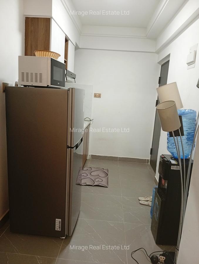 Serviced 1 Bed Apartment with Gym in Lavington - 6