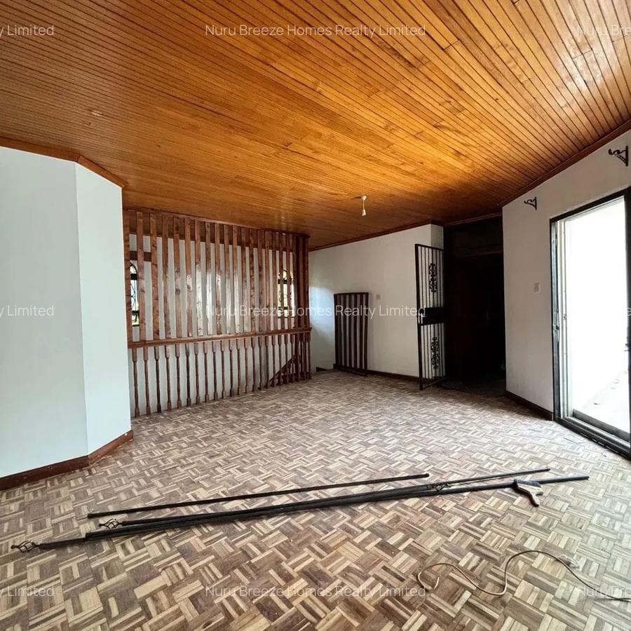 4 Bed Townhouse with En Suite in Westlands Area - 19