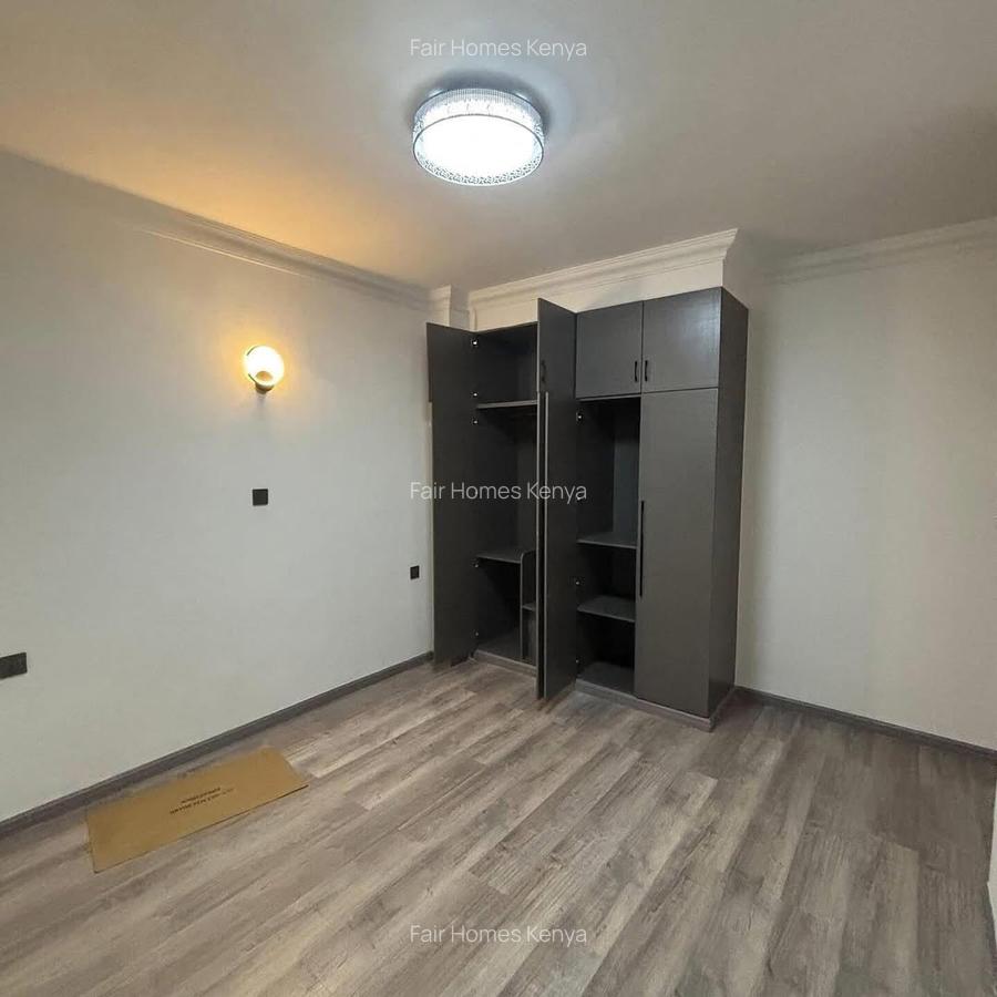 4 Bed Apartment with En Suite at Valley Arcade - 9