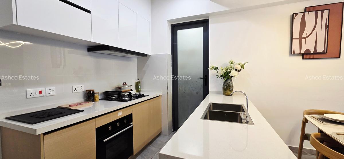 3 Bed Apartment with En Suite in Lavington - 2