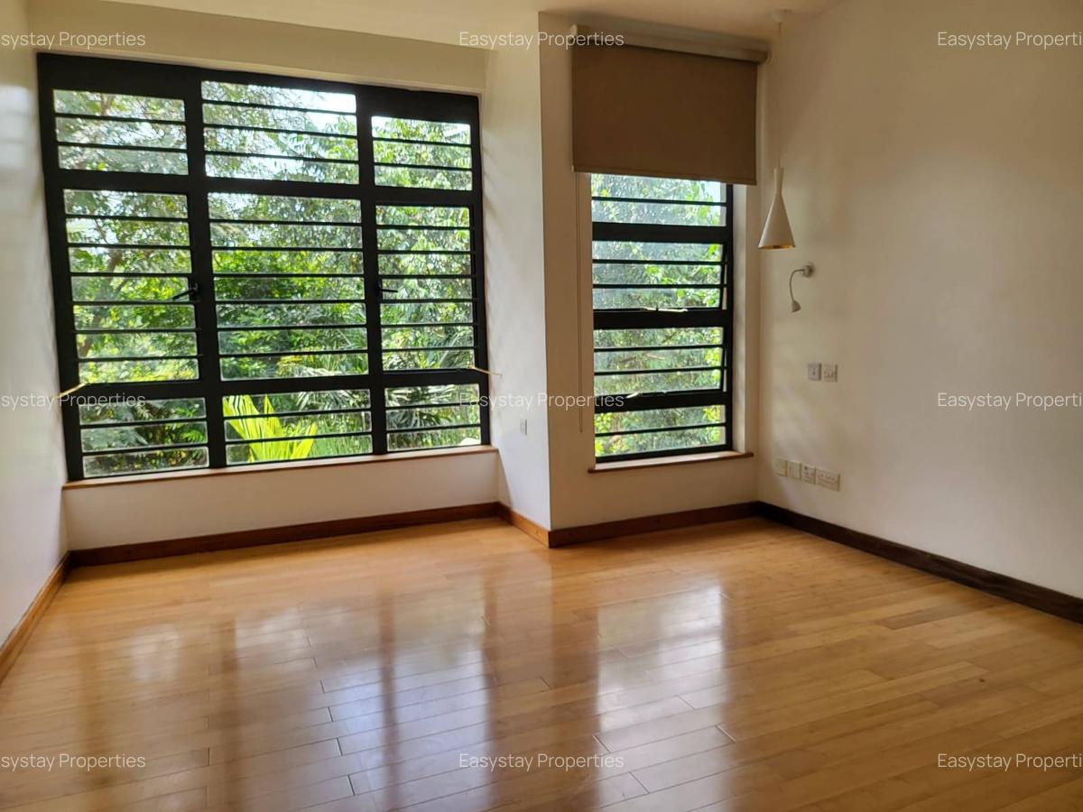 3 Bed Townhouse with En Suite in Rosslyn - 5