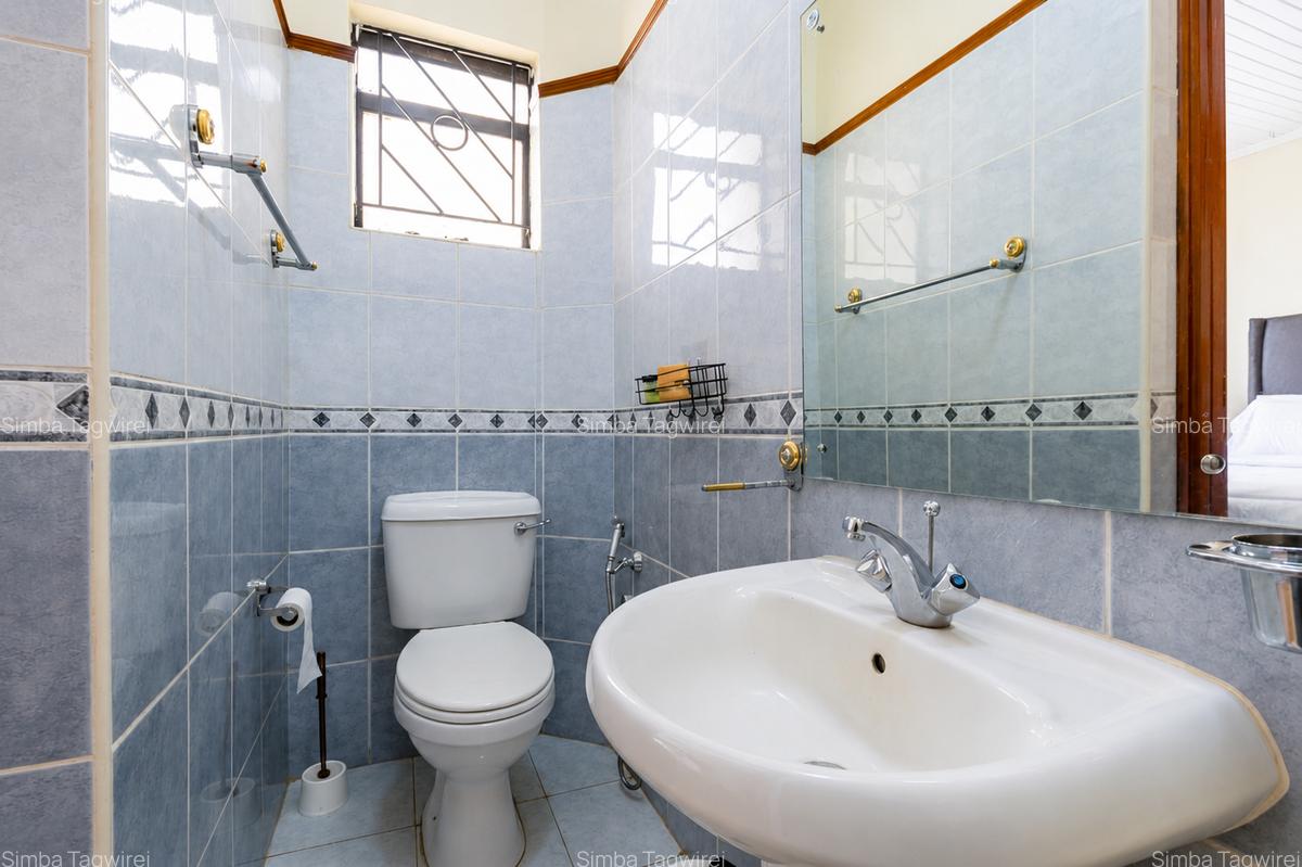 Serviced 3 Bed Apartment with En Suite at Durham Road - 3