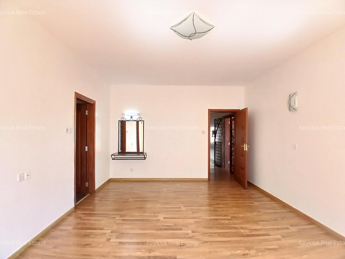 3 Bed Apartment with En Suite at Gatundu Road - 12
