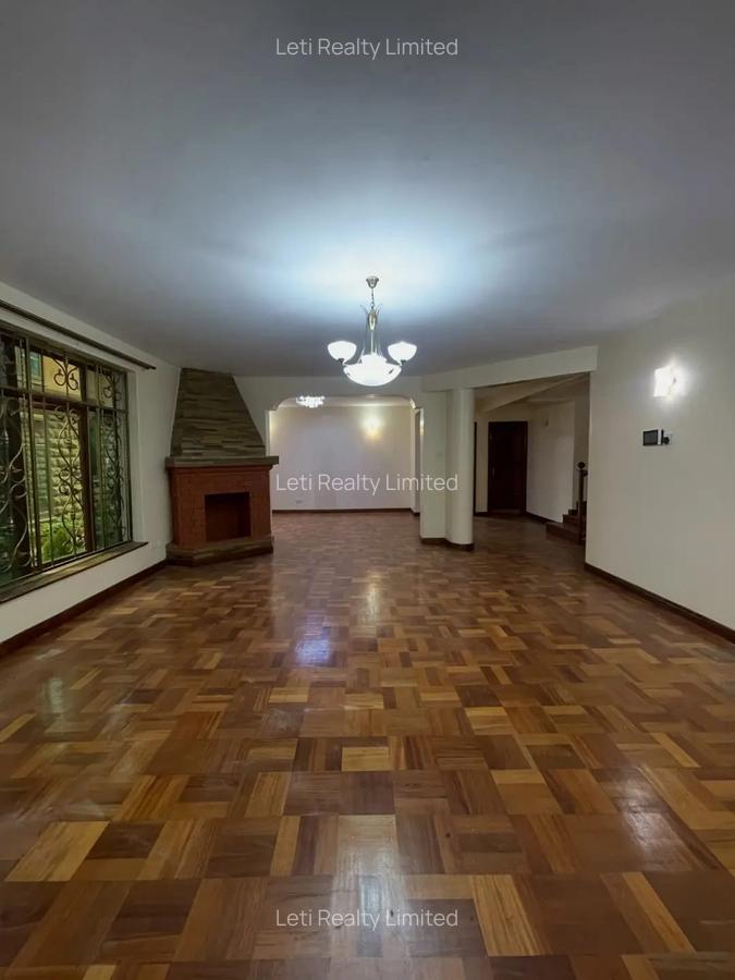 5 Bed Townhouse with En Suite in Kileleshwa - 10