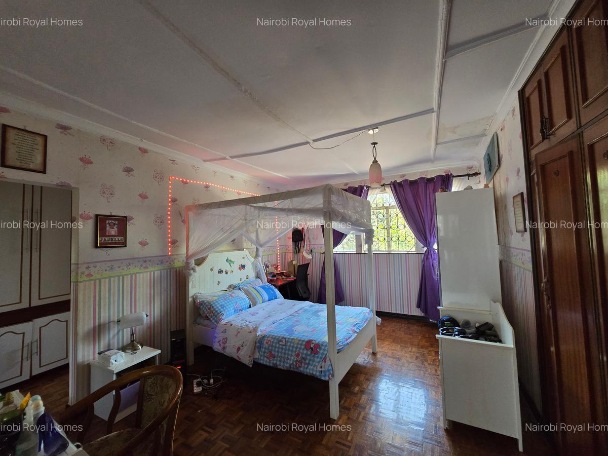 4 Bed House with En Suite at Ruaka Road - 16