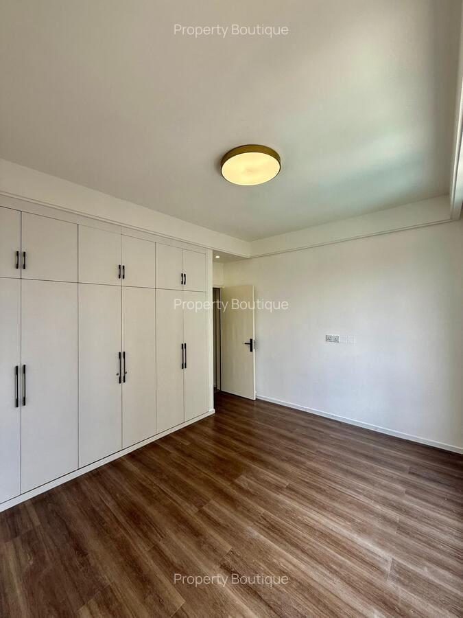 1 Bed Apartment with En Suite at Kasuku Road - 5