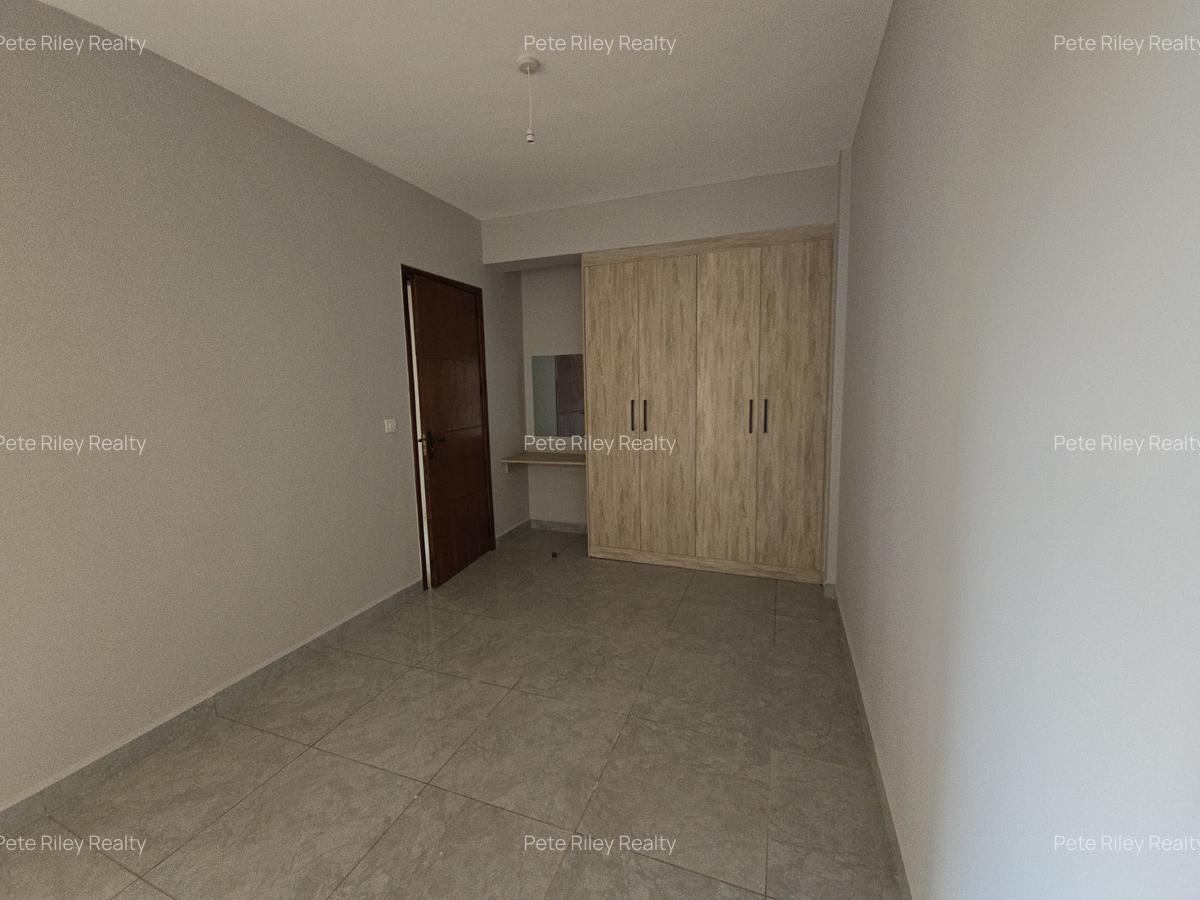 1 Bed Apartment with En Suite at School Lane - 6