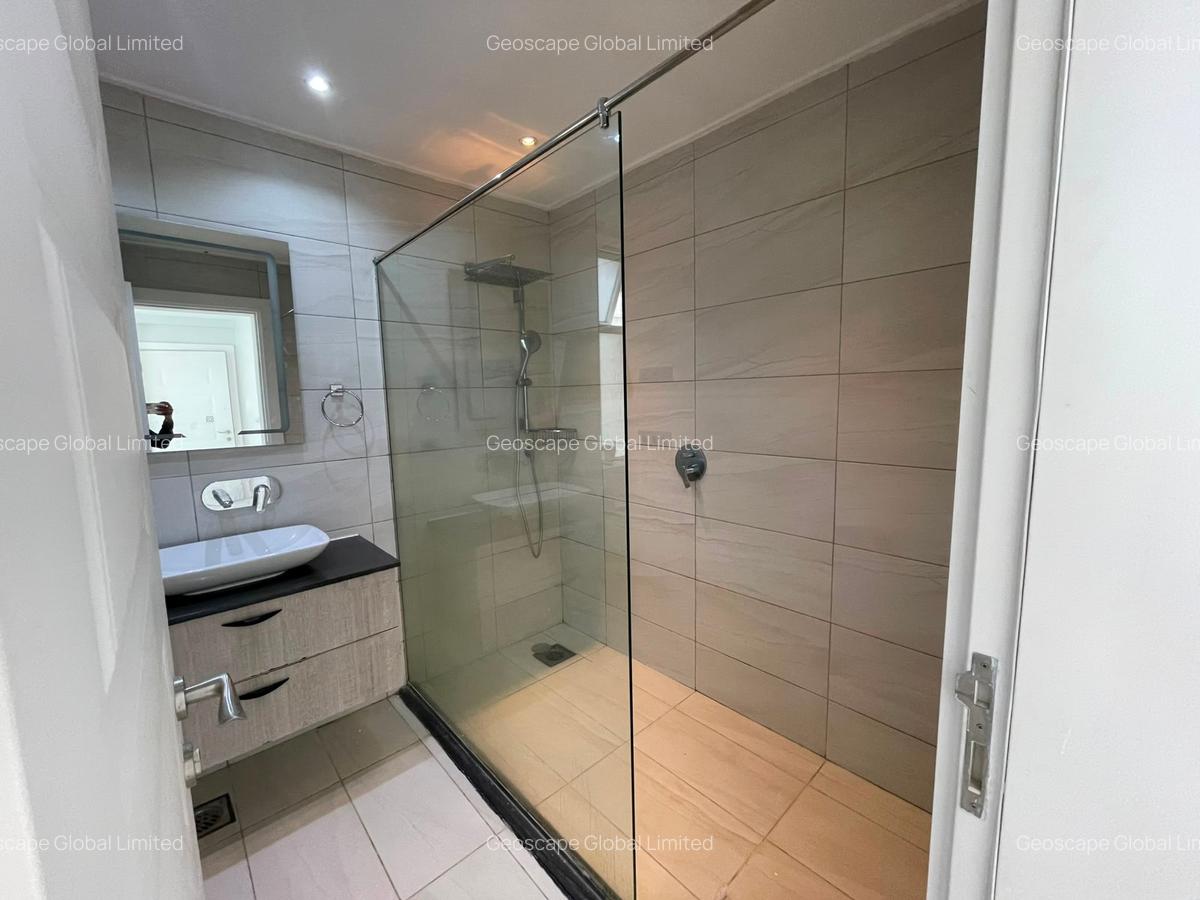 2 Bed Apartment with En Suite in Westlands Area - 14