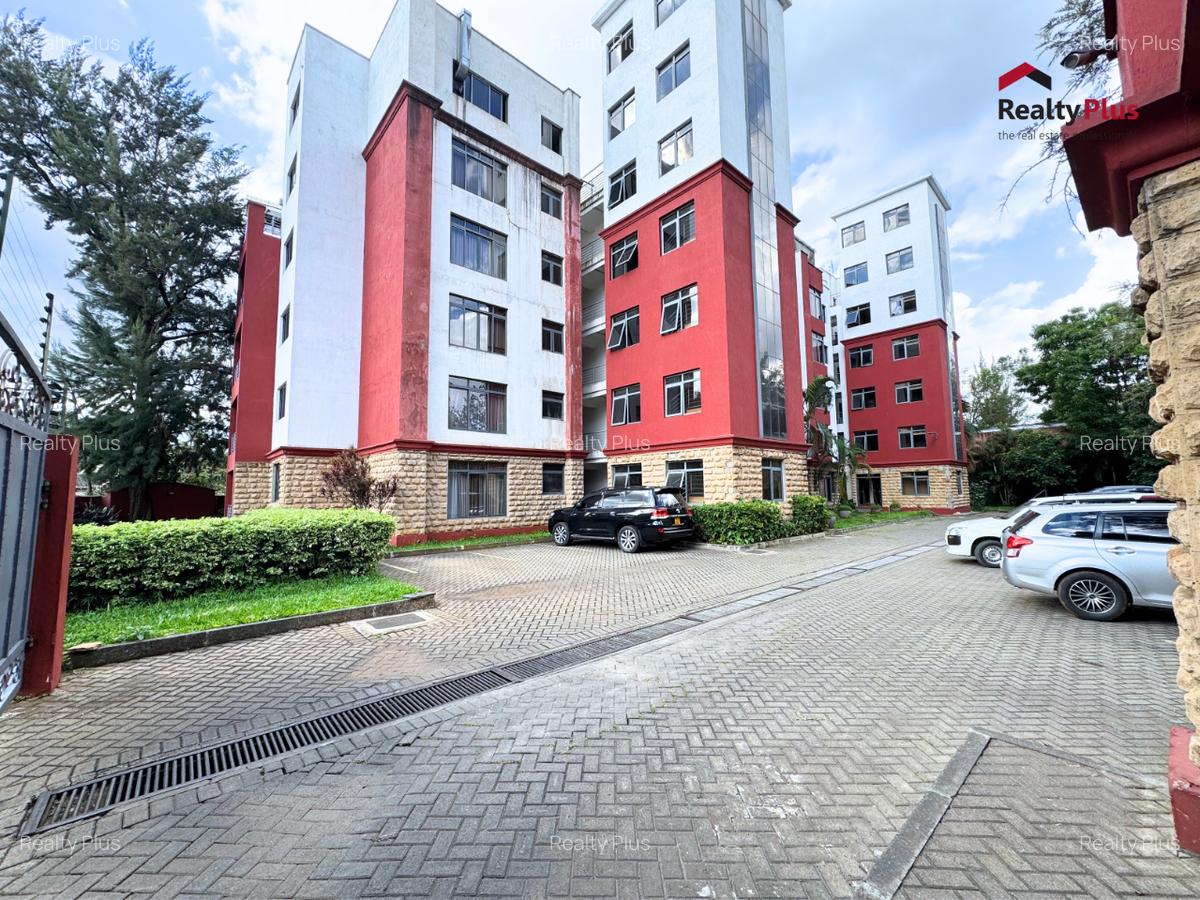 Serviced 2 Bed Apartment with En Suite at Dennis Pritt Road - 2