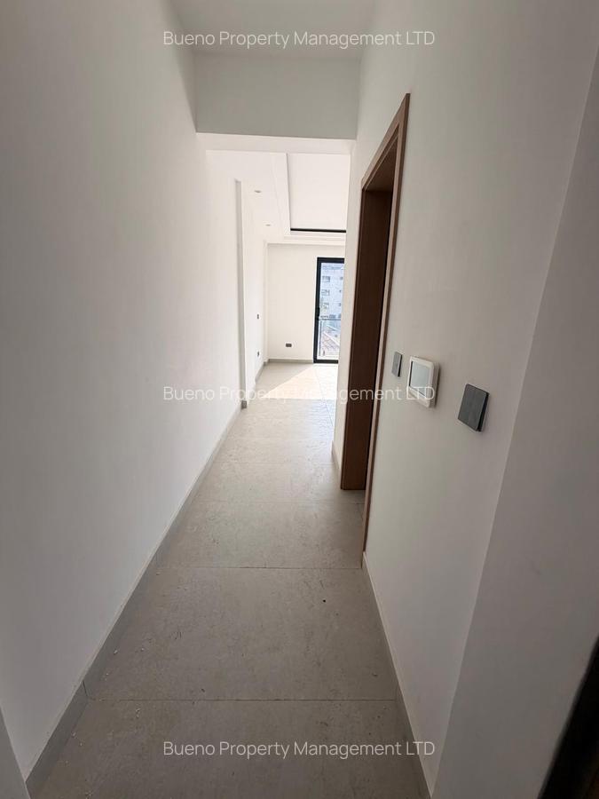 3 Bed Apartment with Gym in Brookside - 5