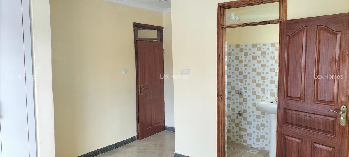 5 Bed House with En Suite in Ongata Rongai - 16