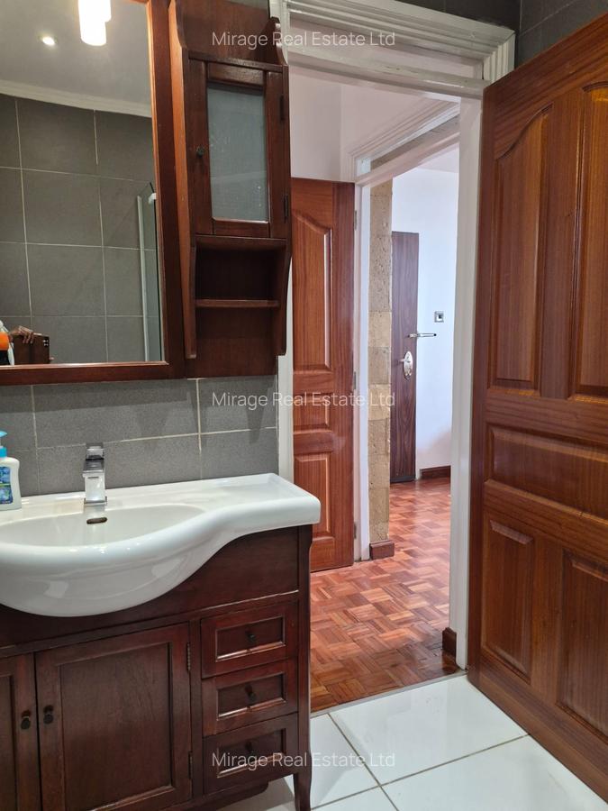Furnished 1 Bed Apartment with Swimming Pool in Kilimani - 5