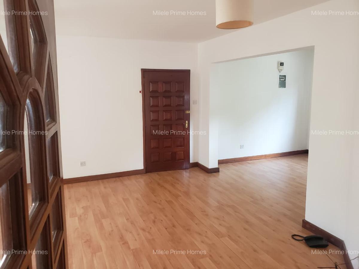 Serviced 3 Bed Apartment with En Suite in Spring Valley - 15