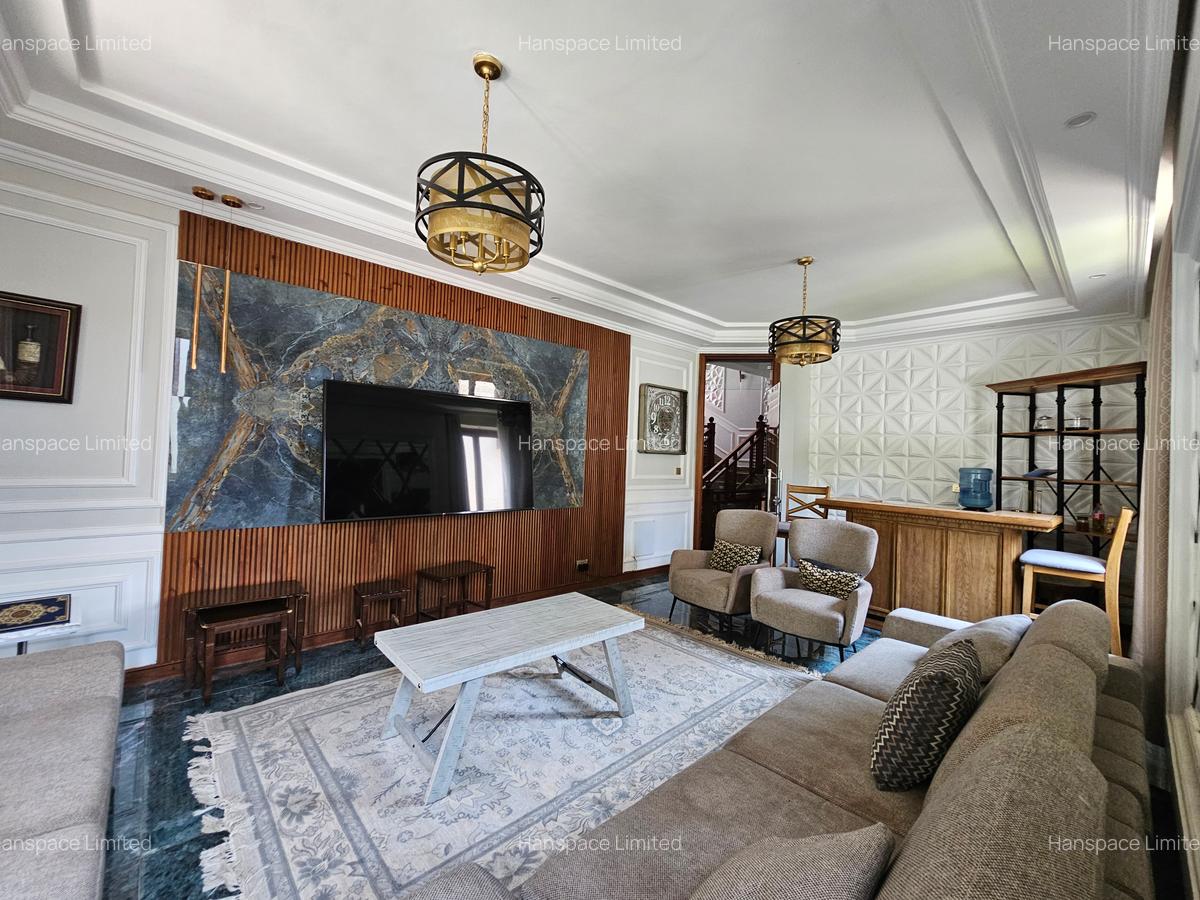 6 Bed Villa with En Suite in Lavington - 9