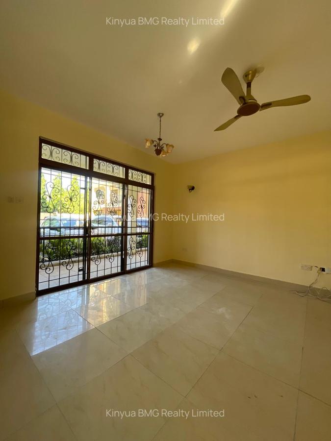 Serviced 3 Bed Apartment with En Suite in Nyali Area - 8