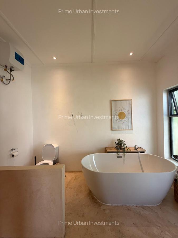 4 Bed House with En Suite at Watamu Beach - 9