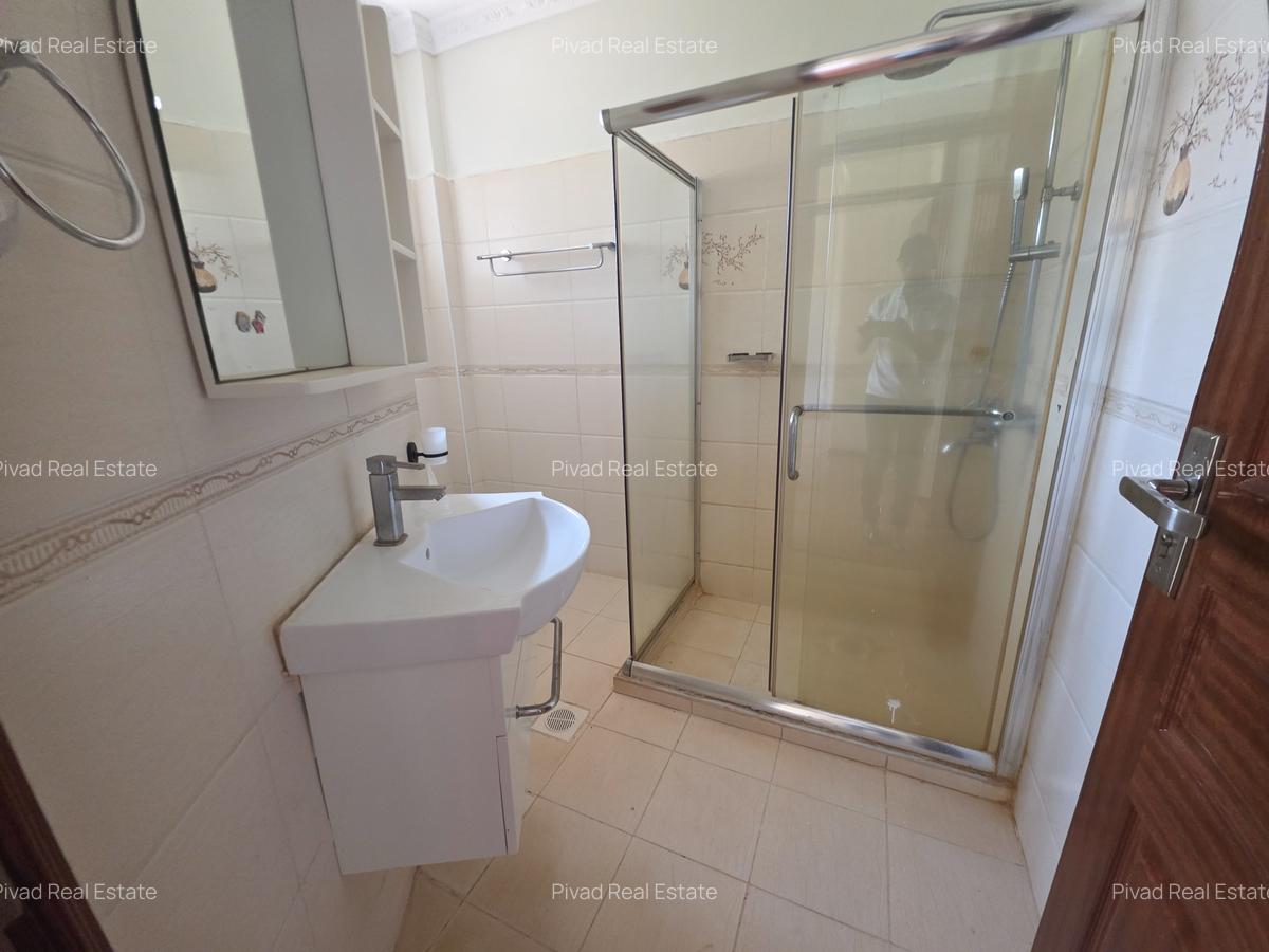 4 Bed House with Swimming Pool at Fourways Estate - 6