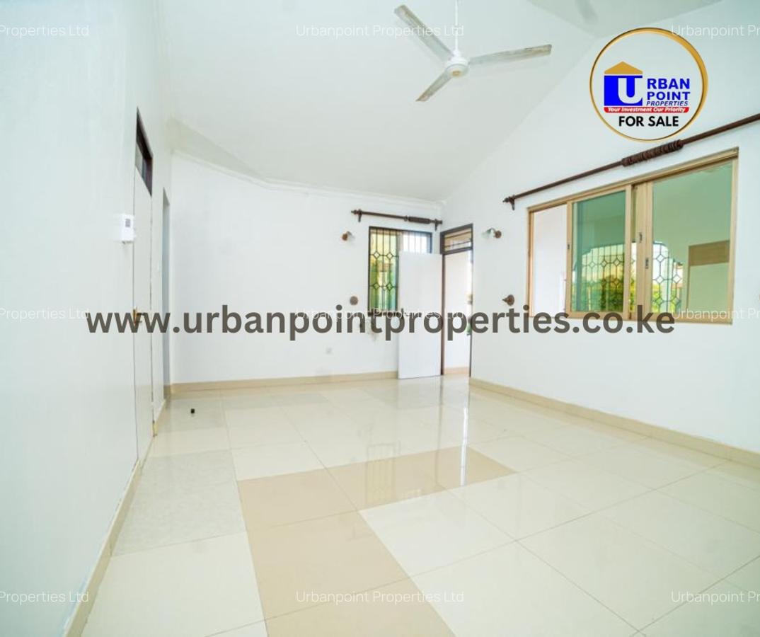 4 Bed Townhouse with En Suite in Shanzu - 16