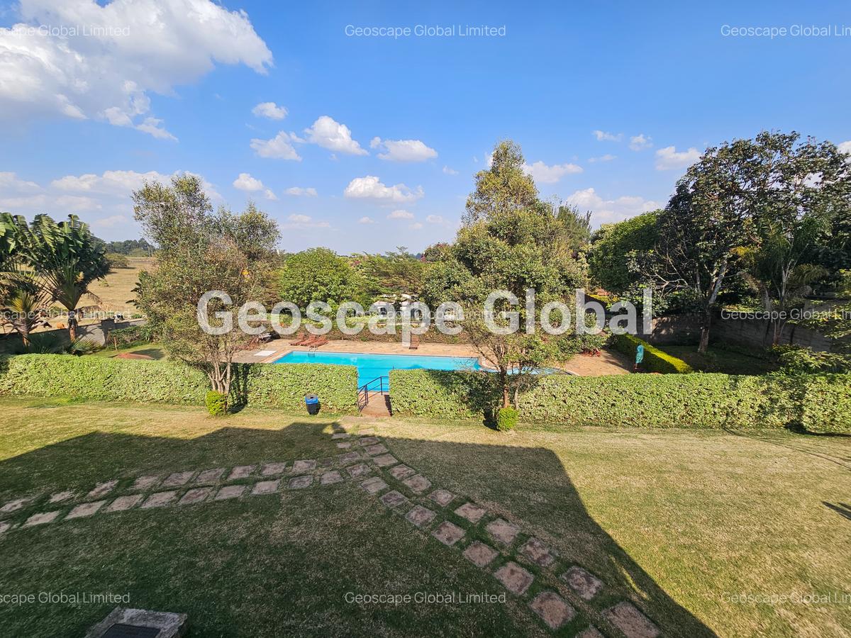 4 Bed House with En Suite in Rosslyn - 1