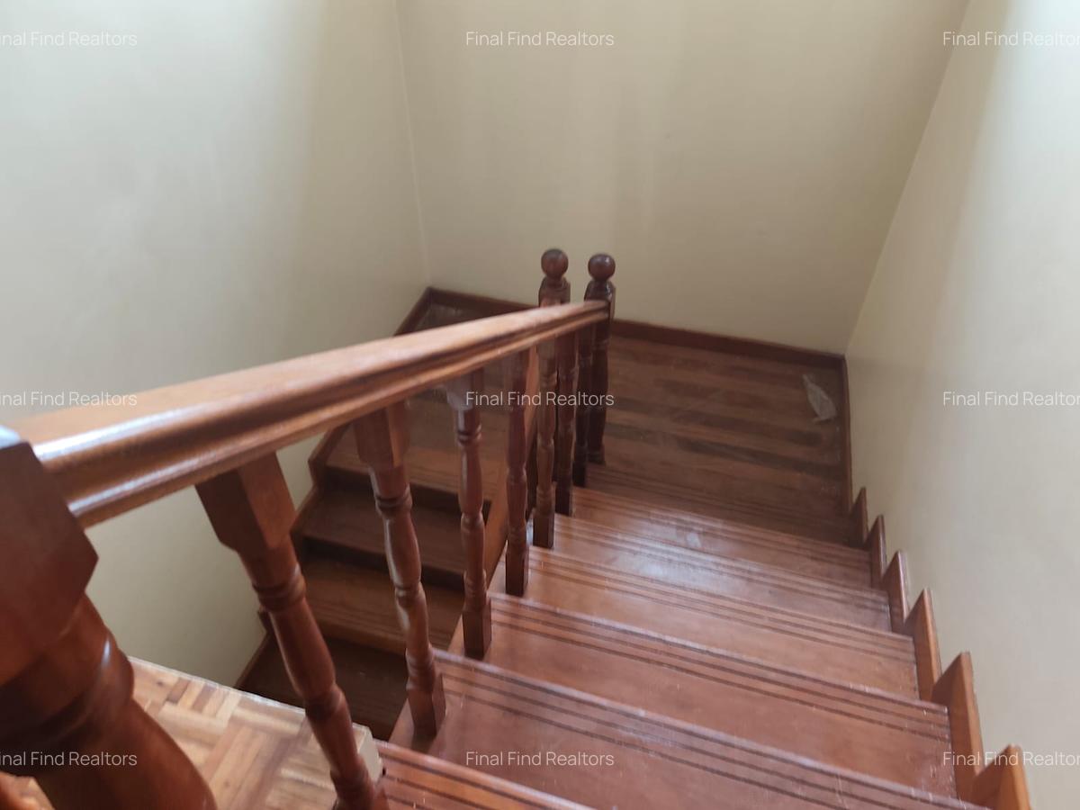 4 Bed Townhouse with En Suite in Kitisuru - 11