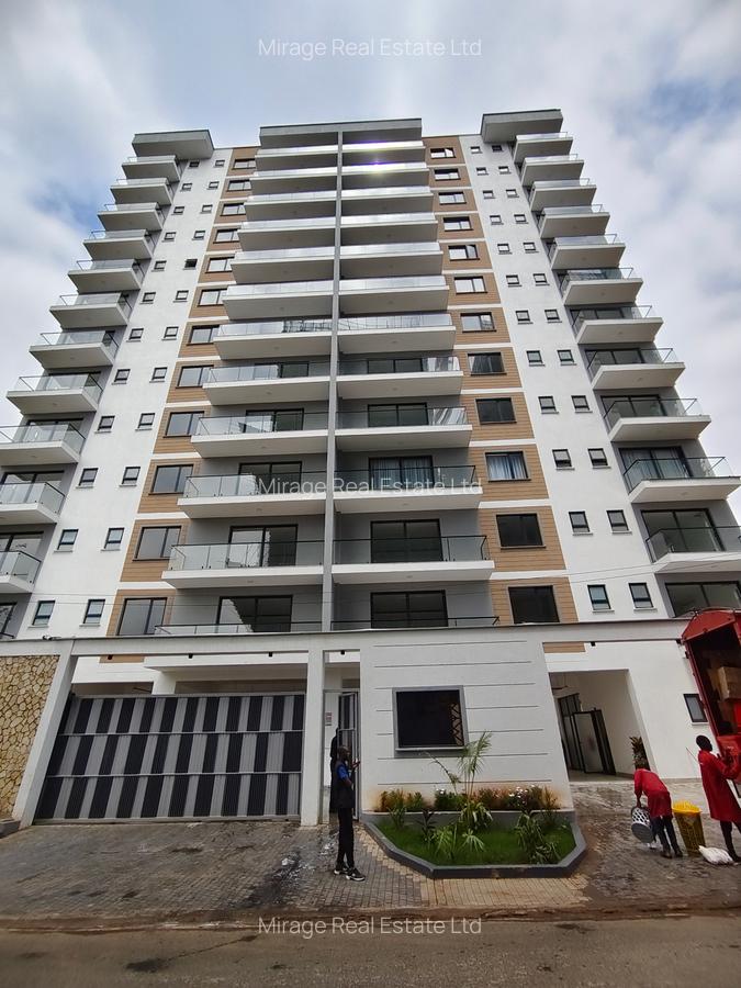 3 Bed Apartment with En Suite in Brookside - 18