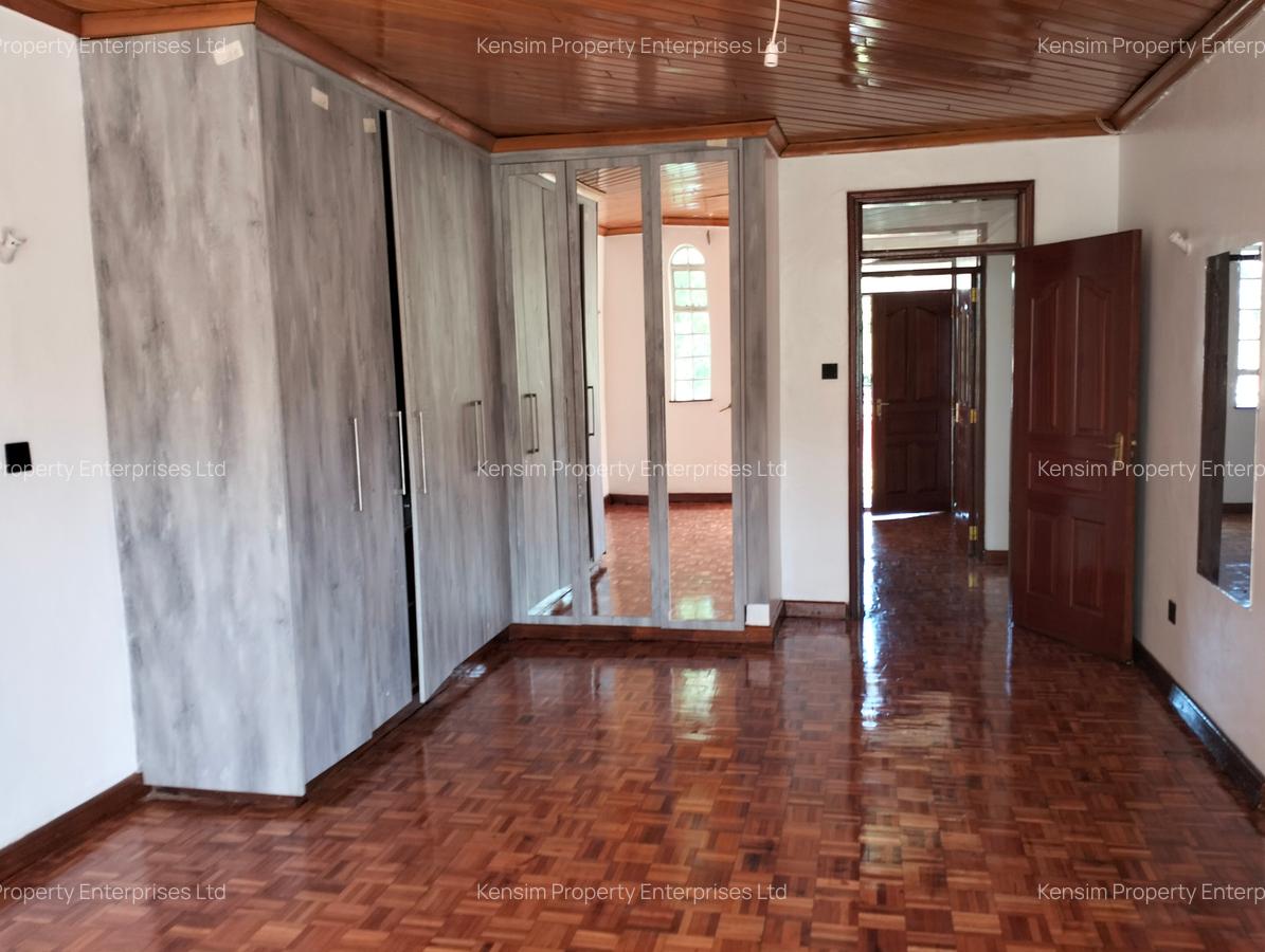 4 Bed Townhouse with En Suite in Lavington - 13