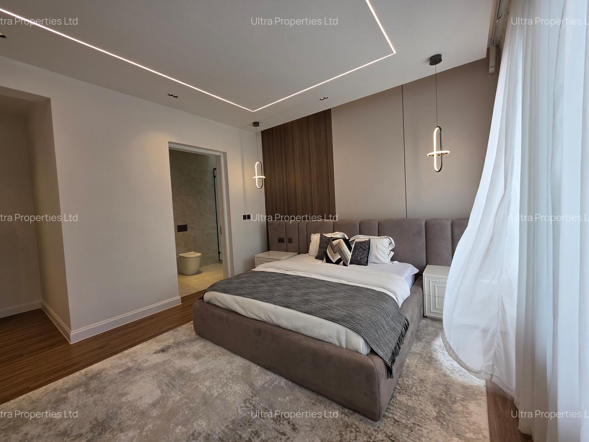 5 Bed Villa with En Suite in Runda - 18