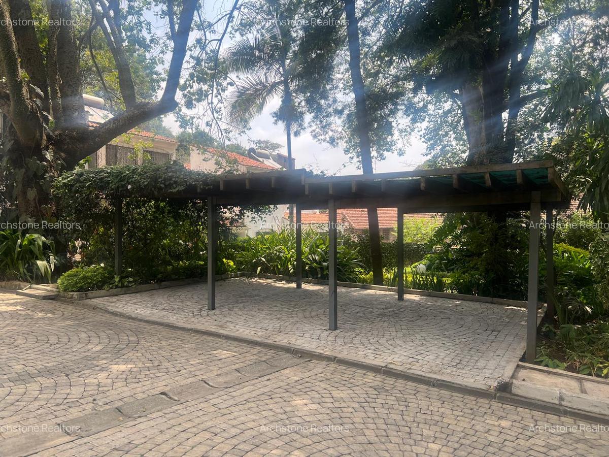 4 Bed Villa with En Suite in Muthaiga - 15