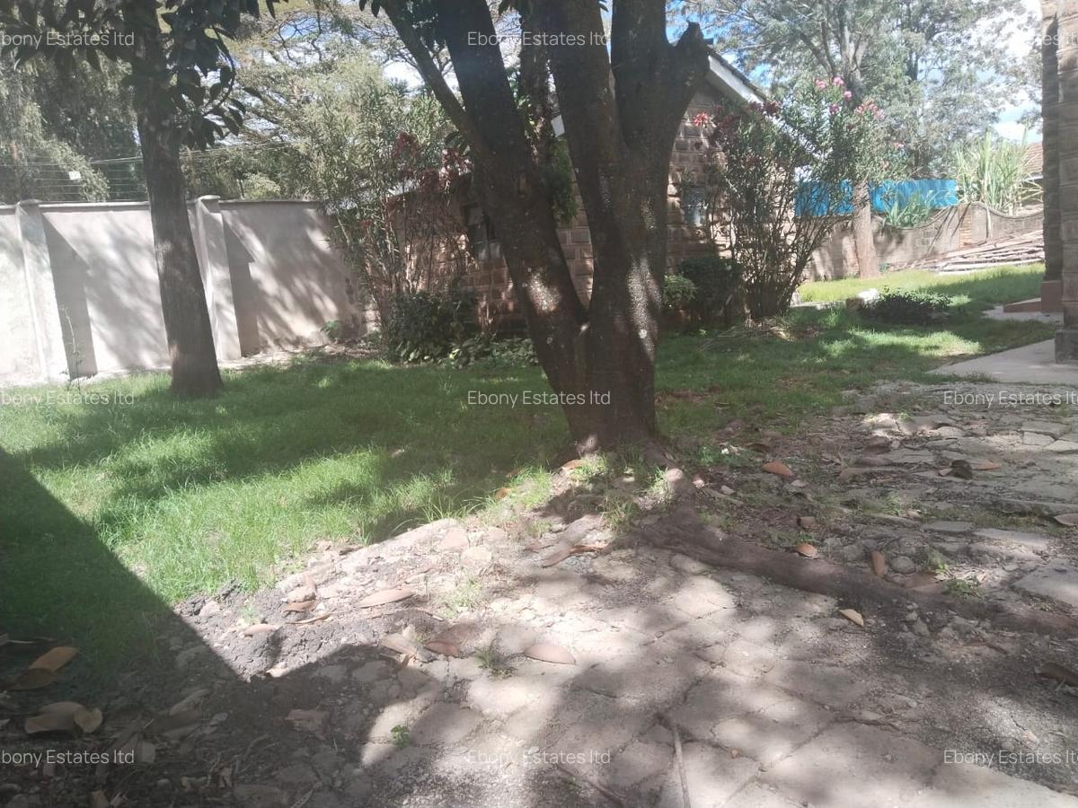 5 Bed Townhouse with En Suite in Lavington - 9