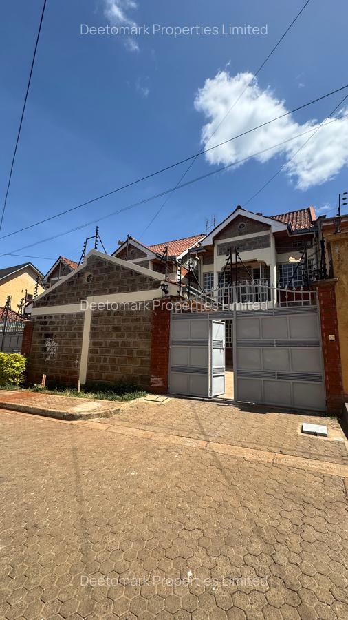 4 Bed Townhouse with En Suite at Dog Unit - 1